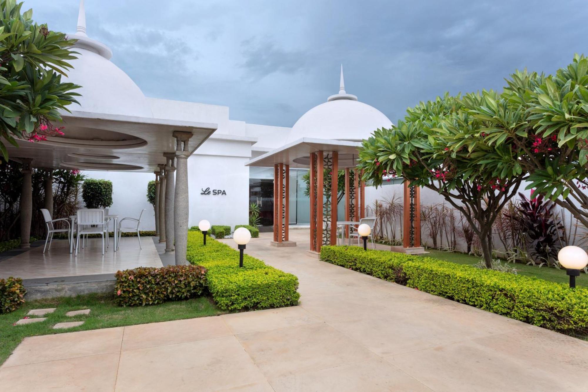 Le Meridien Coimbatore Extérieur photo